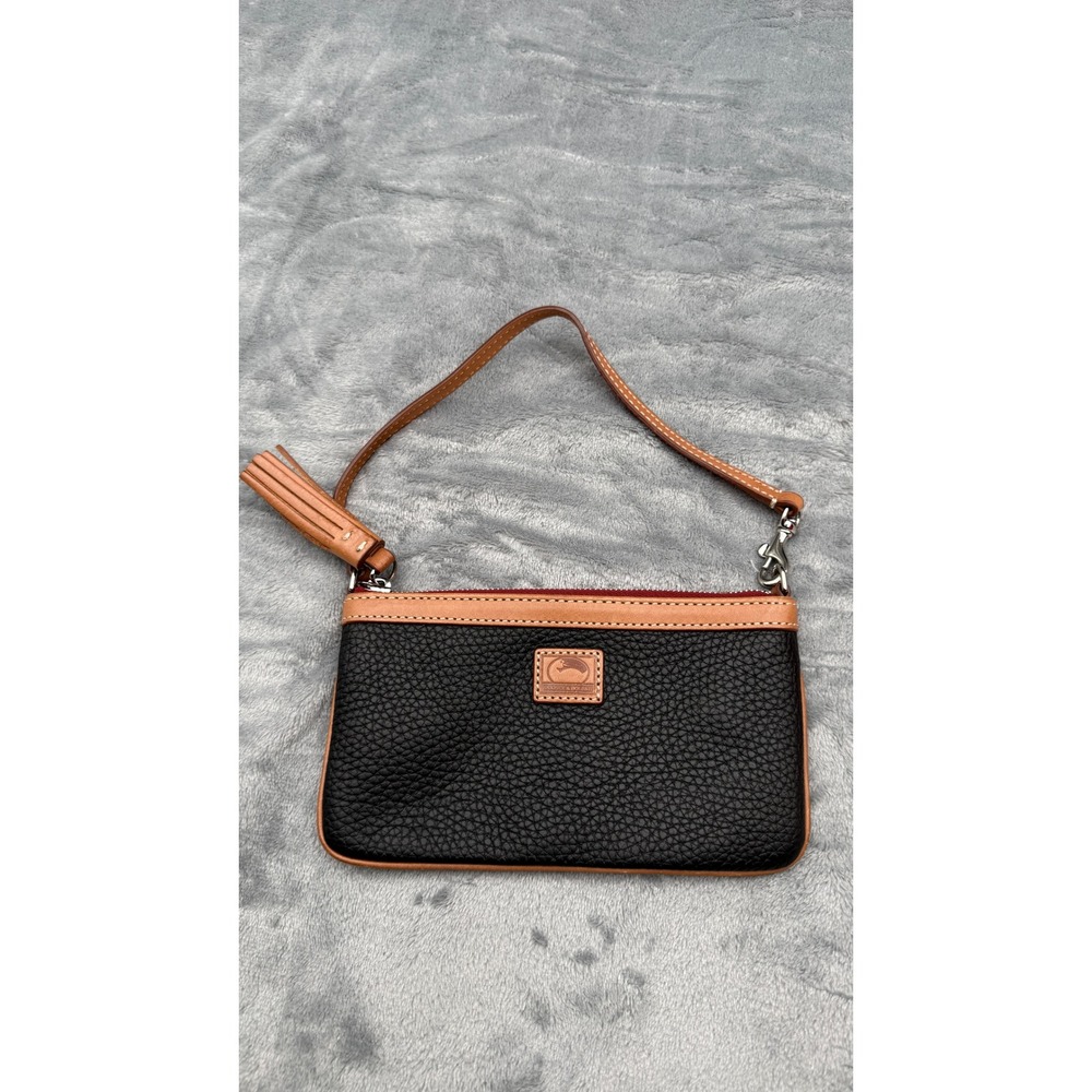 Dooney & Bourke Black Pebbled Leather Wristlet Pochette Bag Tan Trim
